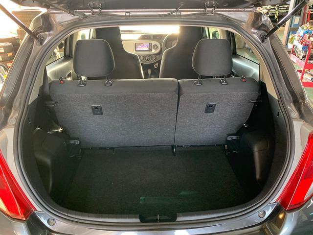 TOYOTA VITZ 2012